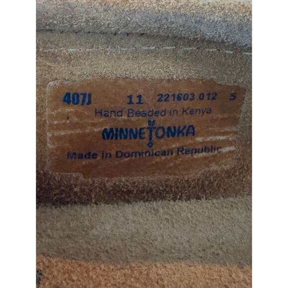 VTG Minnetonka Y2K Camel Brown Suede Beaded Moccasins 11 Hard Sole Boho Fall - Picture 11 of 11